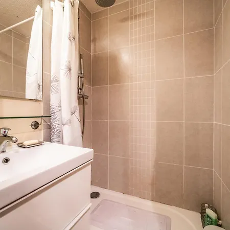 - 4 Personnes Apartment